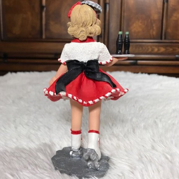 Vintage Coca-Cola x Madame Alexander "Doll Face" Carhop Figurine - Picture 8 of 10